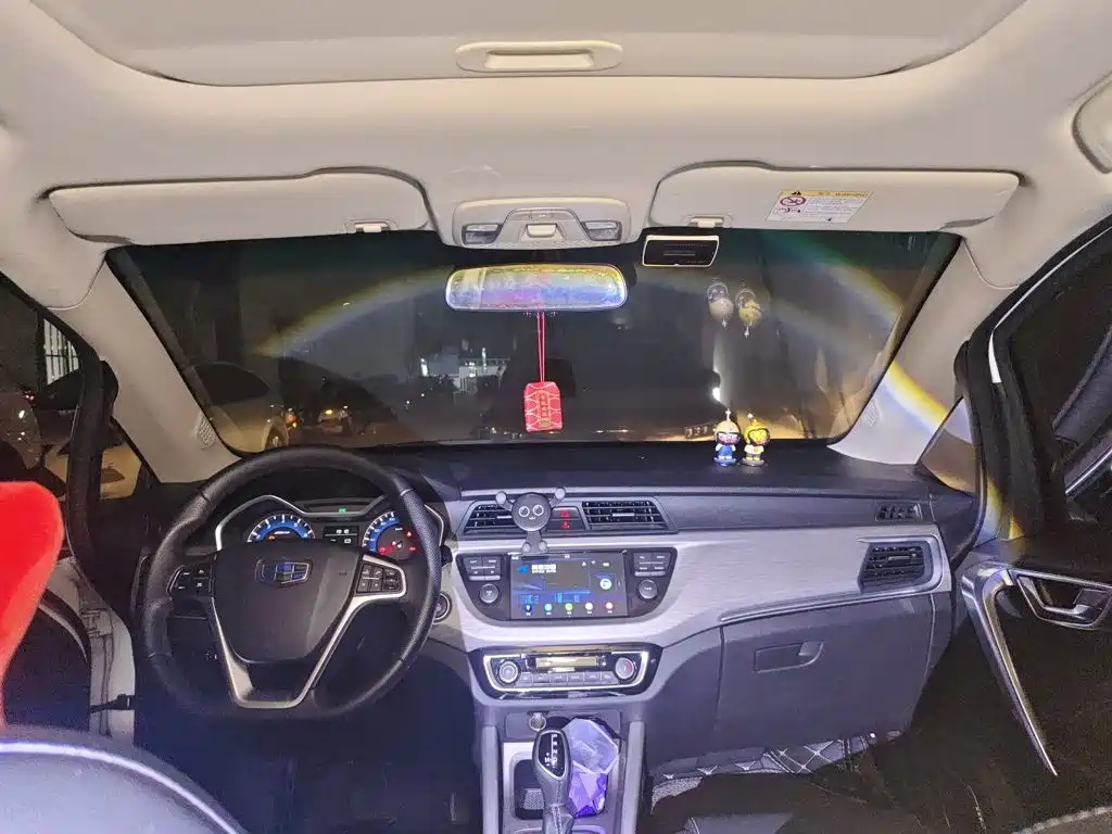Geely Vision X3 — миниатюра 15