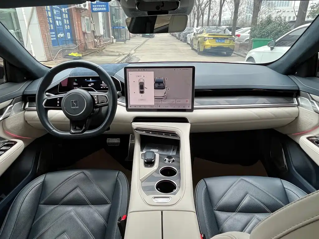 ZEEKR EXTREME KRYPTON 001