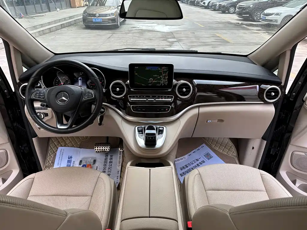 Mercedes-Benz V-Class V 2017 V 260 L Luxury Long Wheelbase