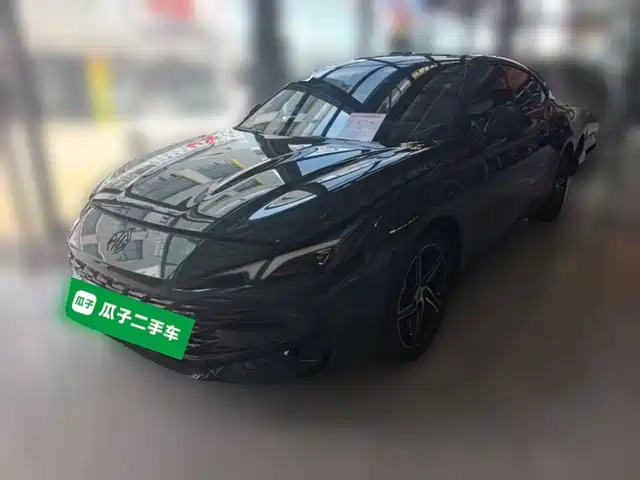 2025 MG MG7