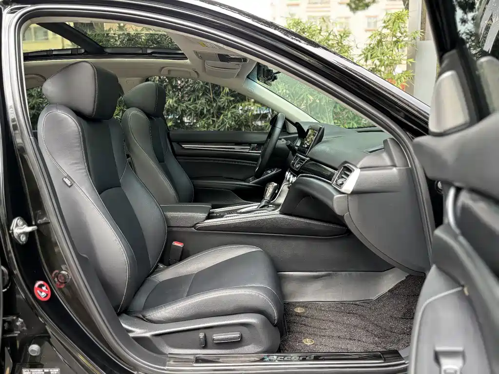 Honda Accord — миниатюра 10