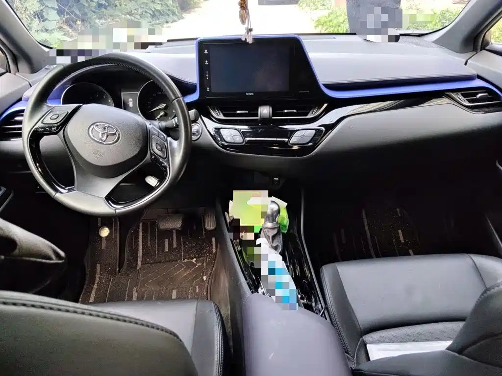 Toyota IZOA — миниатюра 5