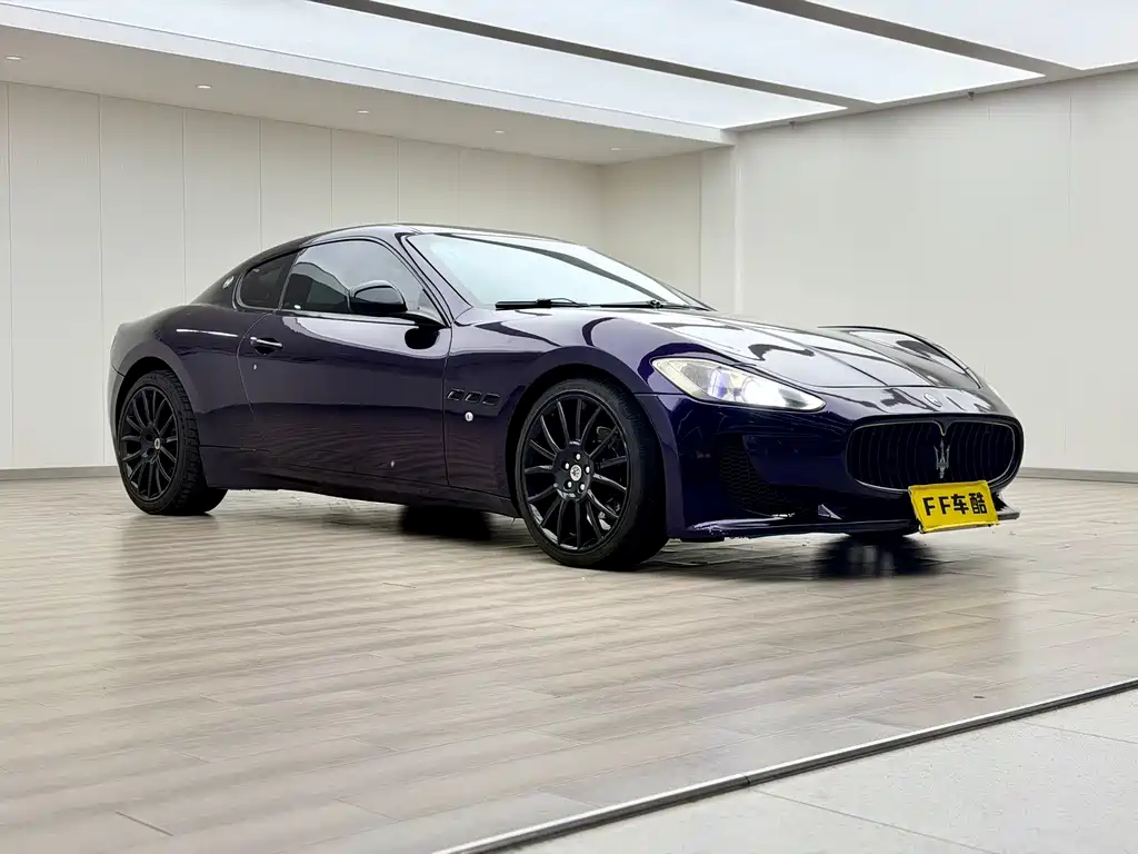 Maserati GranTurismo 2009 4.7L Sport Automatic