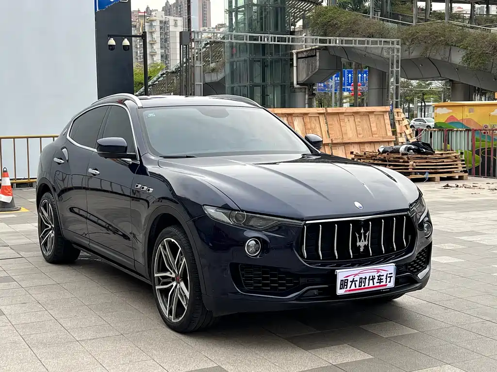 MASERATI LEVANTE