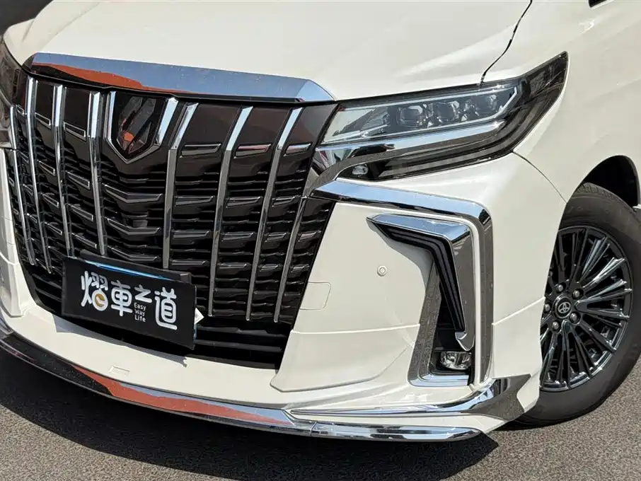 Toyota Alphard — фотографии объявления, Фото 24