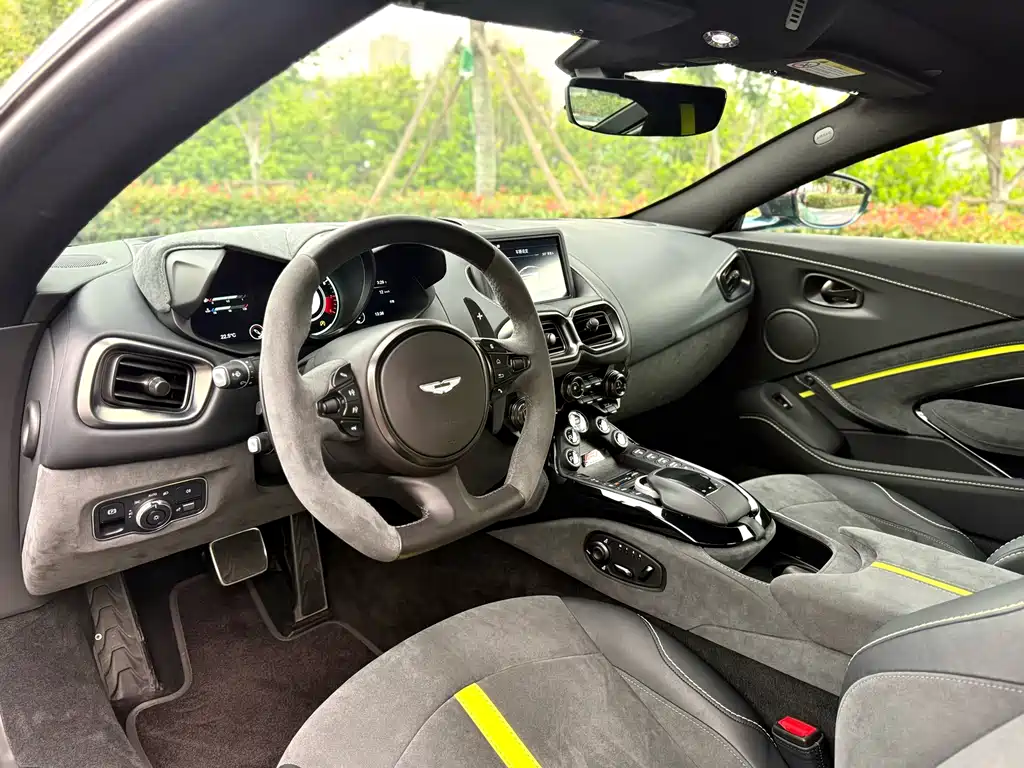 Aston Martin V8 Vantage 2022 4.0T V8 F1 Edition Coupe