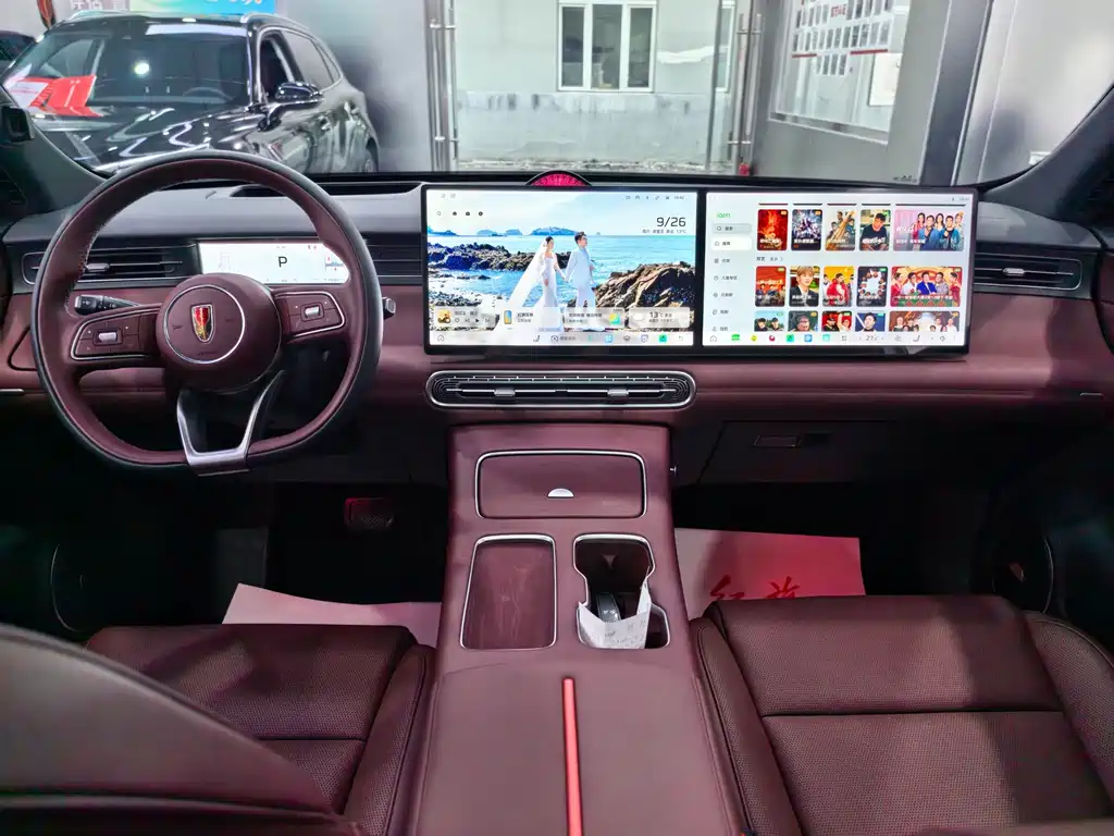 Hongqi Hongqi HS6 PHEV — миниатюра 11