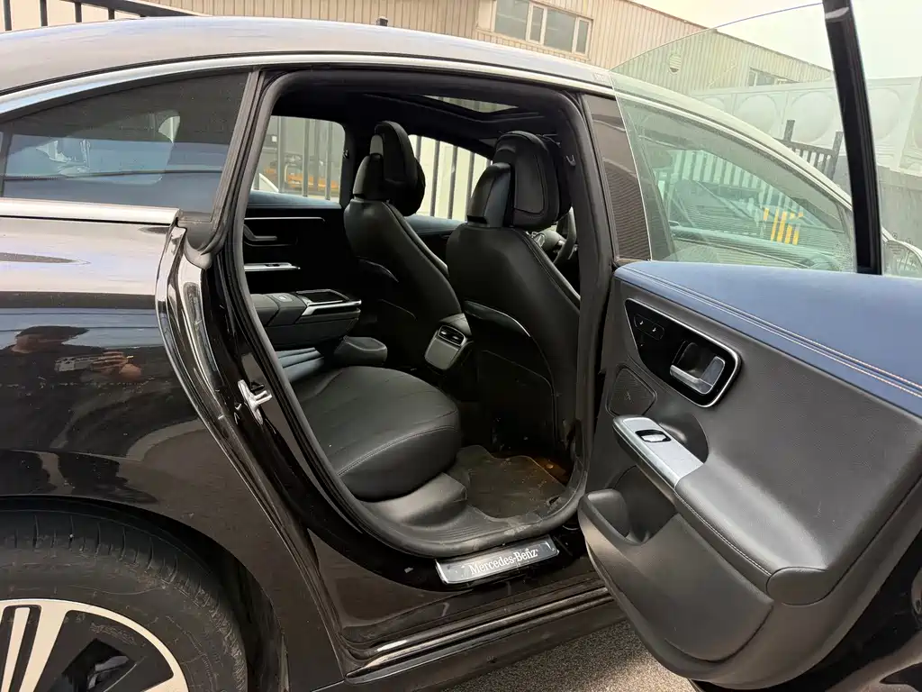 Mercedes-Benz EQE — миниатюра 3