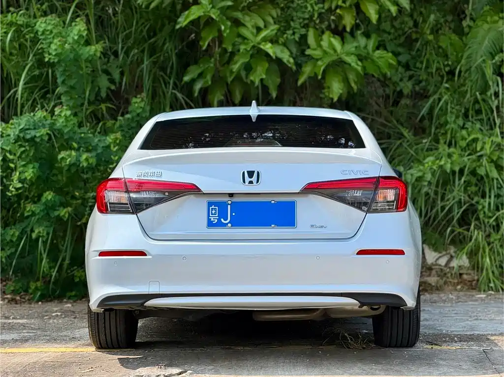 Honda Civic — миниатюра 5