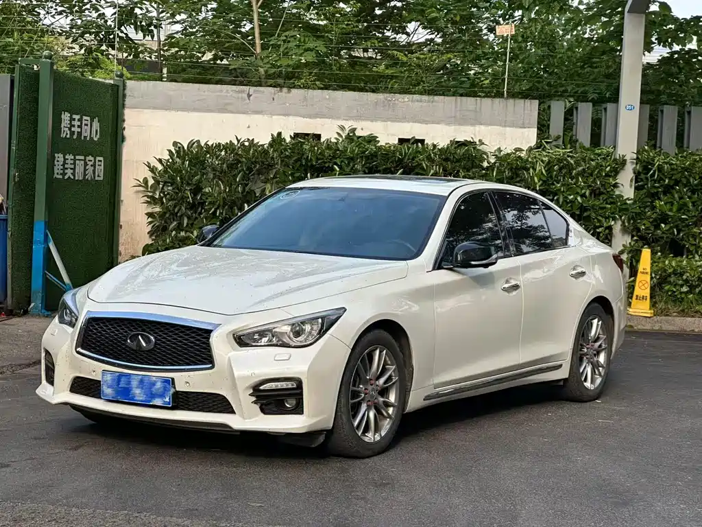 Infiniti Q50L 2016