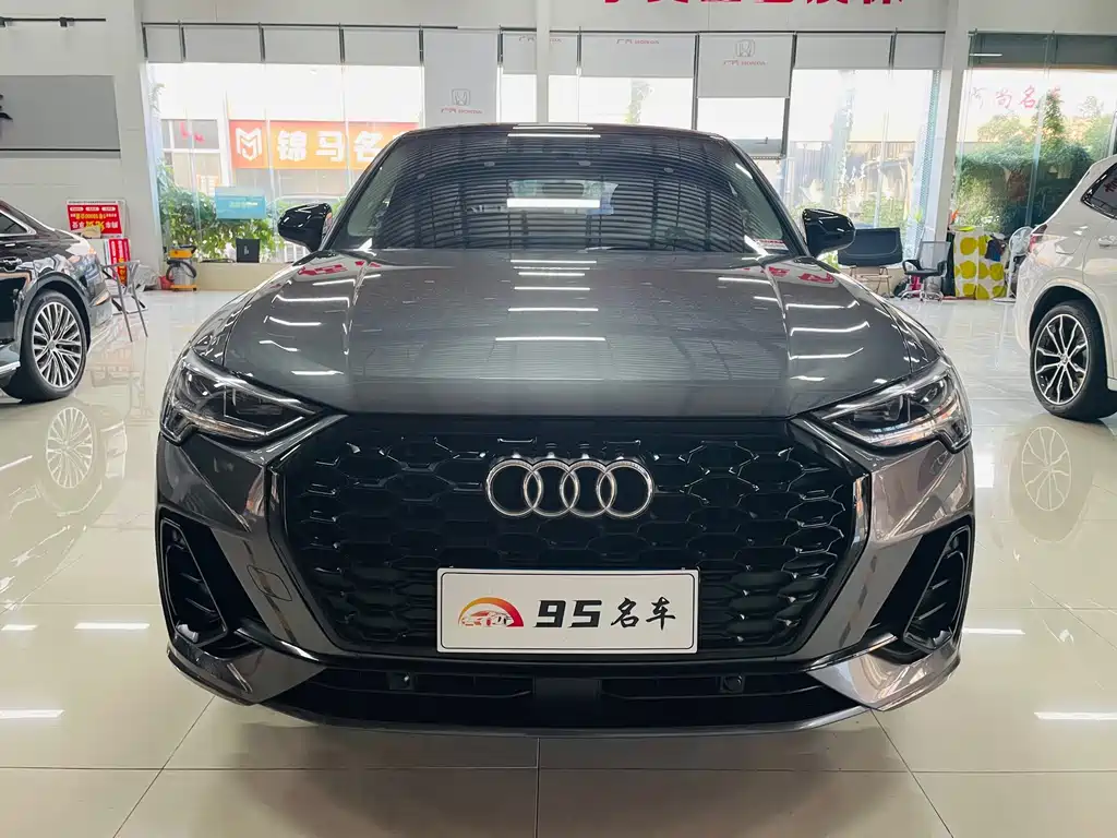 Audi Q3 Sportback — миниатюра 2