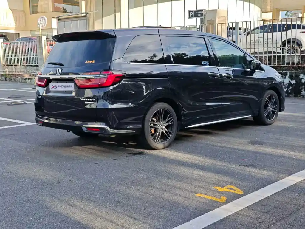 Honda Odyssey — миниатюра 4