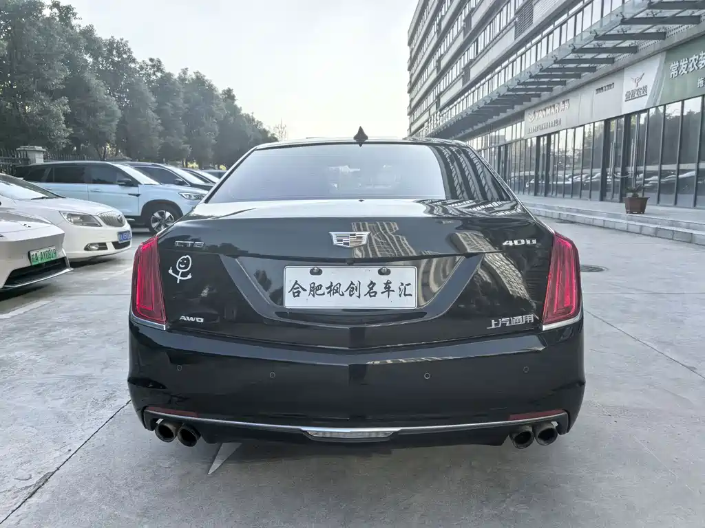 CADILLAC CT6