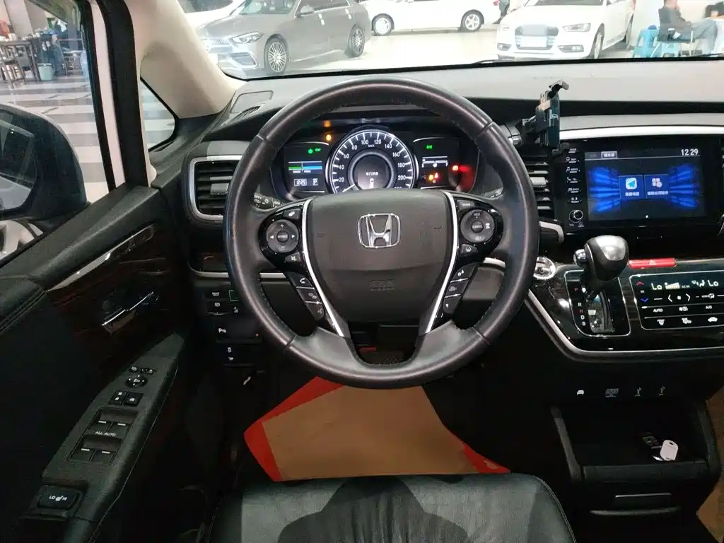 Honda Odyssey — миниатюра 11