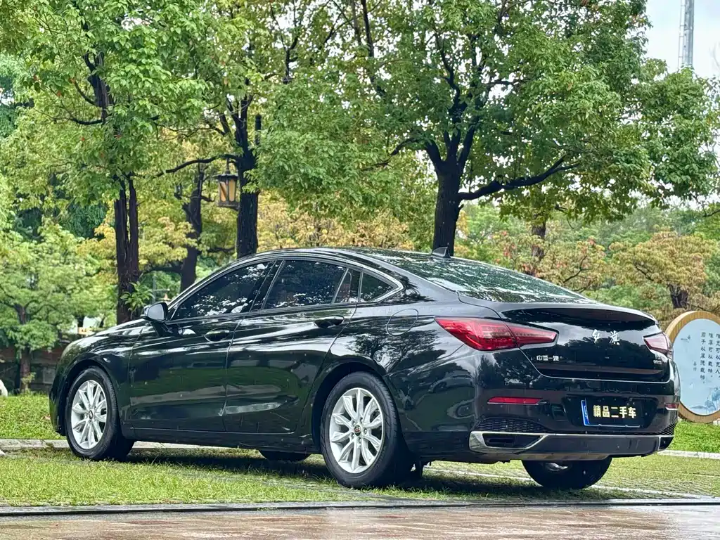 Hongqi H5 2019 30TD