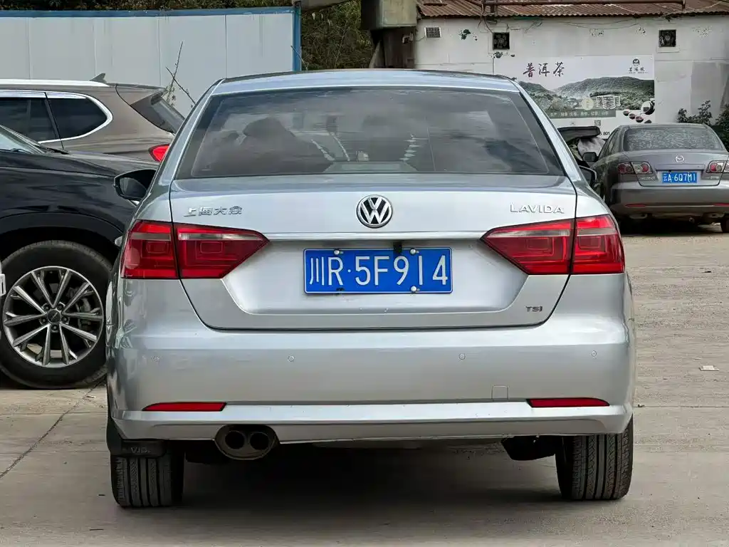 Volkswagen Lavida — миниатюра 3