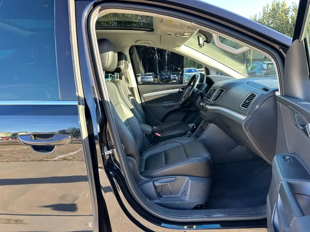 Volkswagen Sharan — миниатюра 15