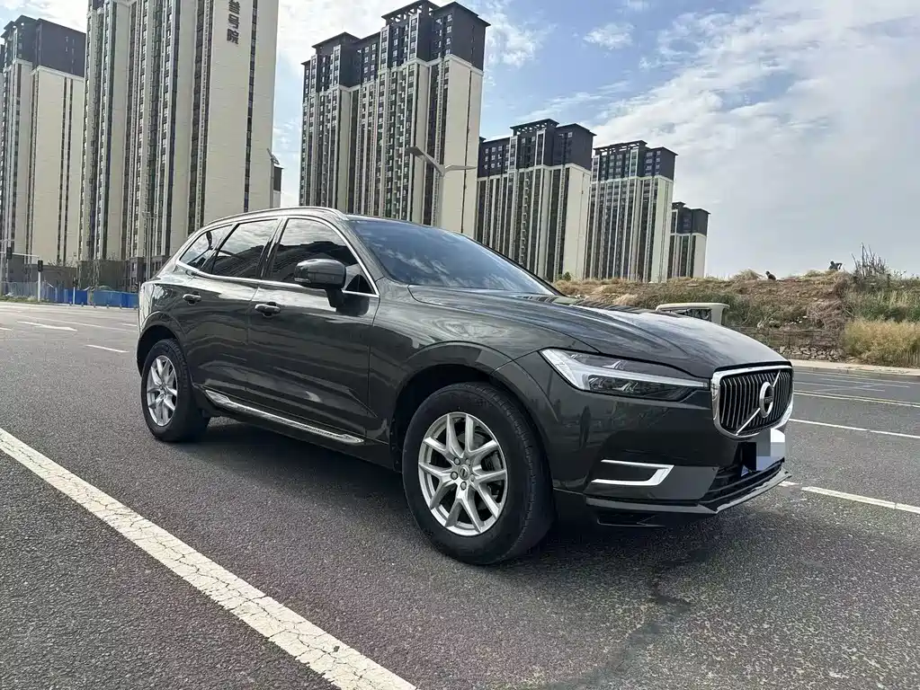 Volvo XC60 2021