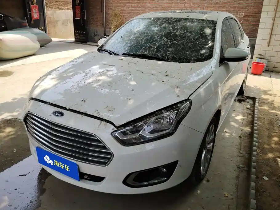 Ford Escort 2016