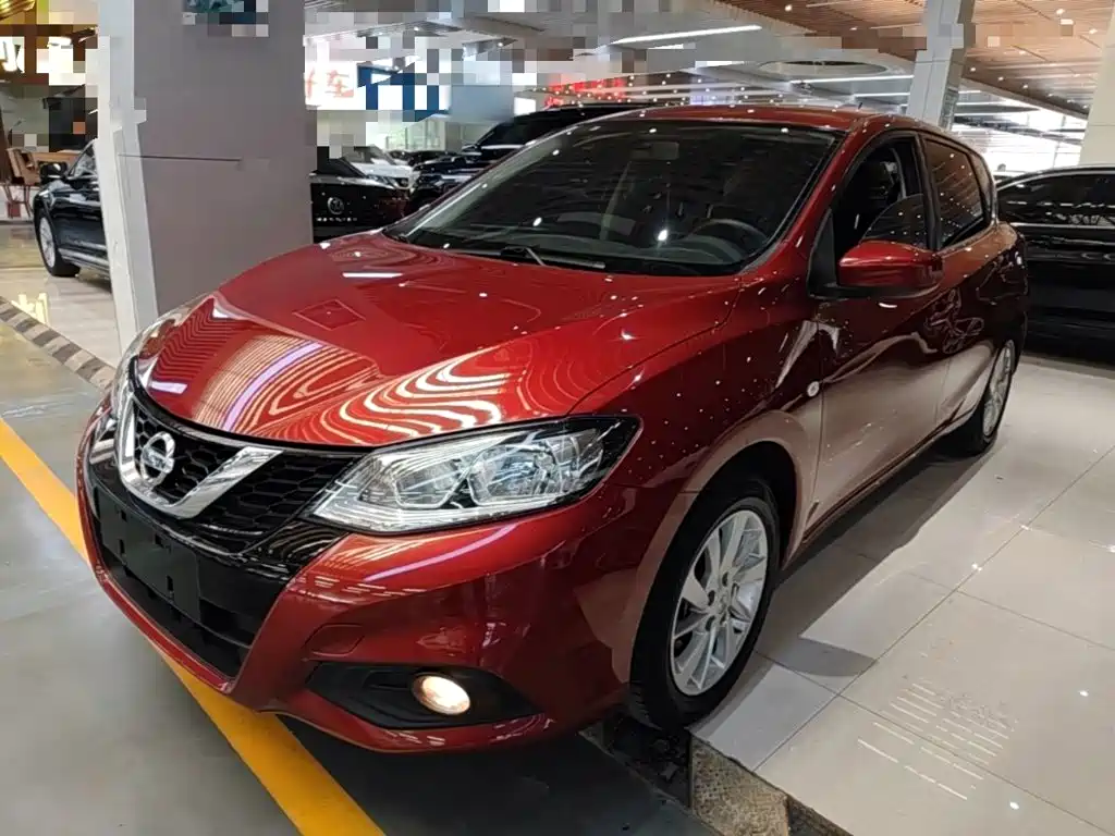 Nissan Tiida — миниатюра 2