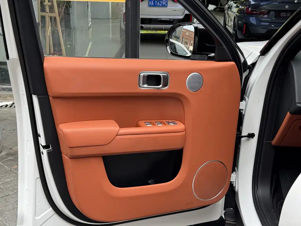 Li Auto Li L7 — миниатюра 16