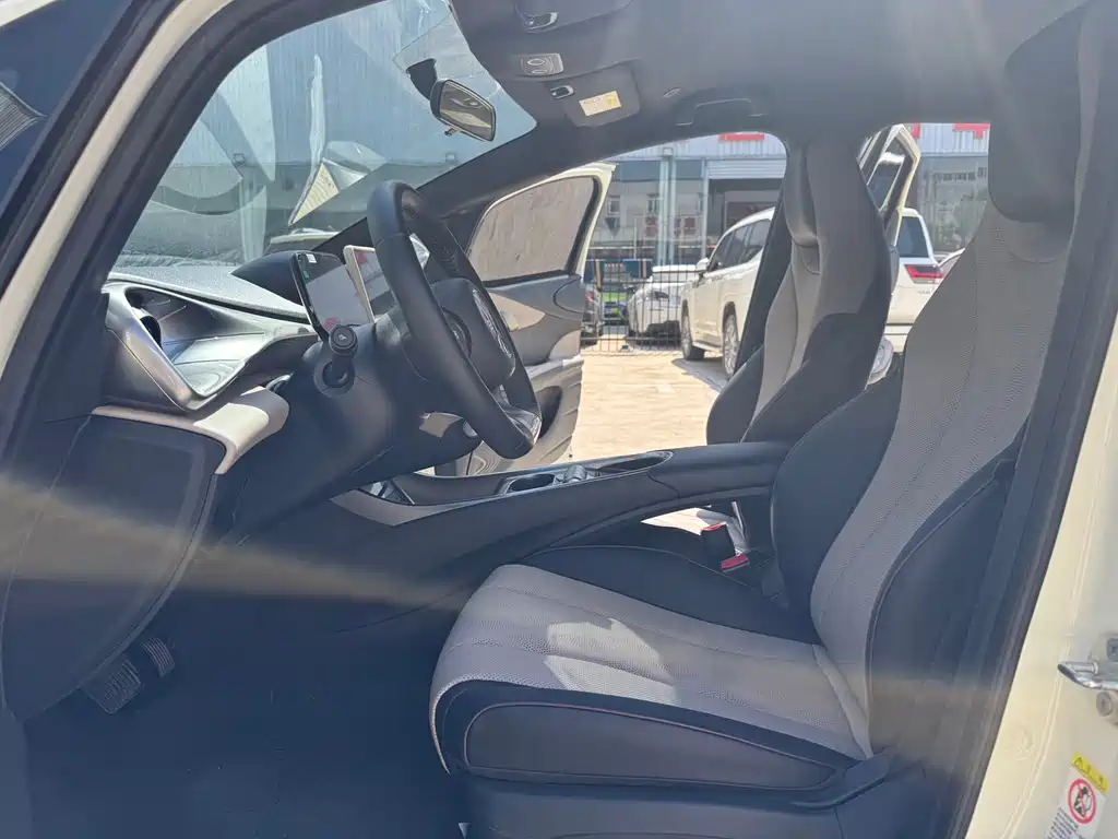BYD Dolphin — миниатюра 10