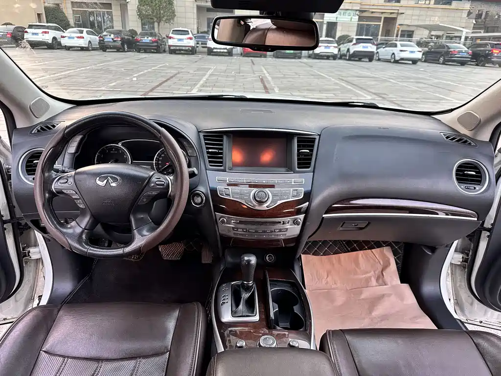 INFINITI QX60