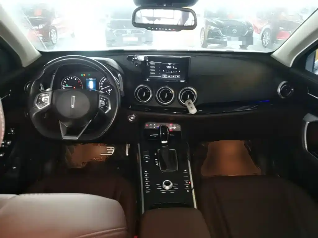 Wey Wey VV5 — миниатюра 10