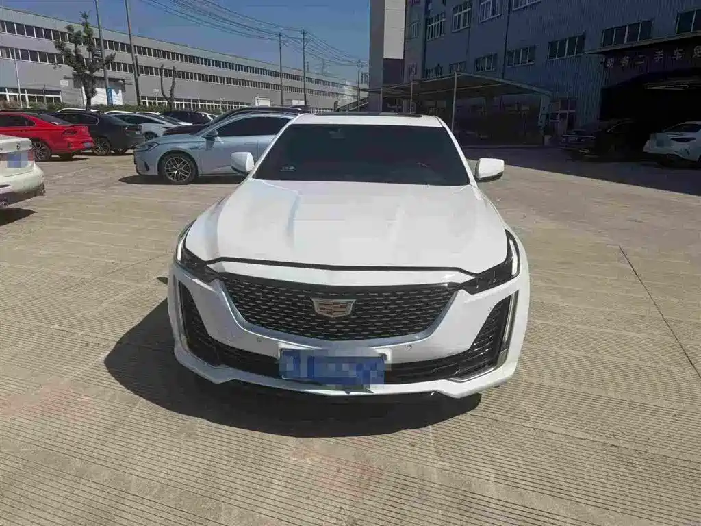 Cadillac CT5 — миниатюра 2