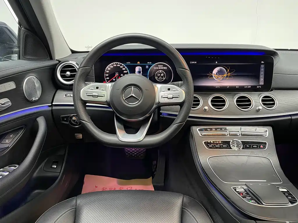 MERCEDES-BENZ E CLASS