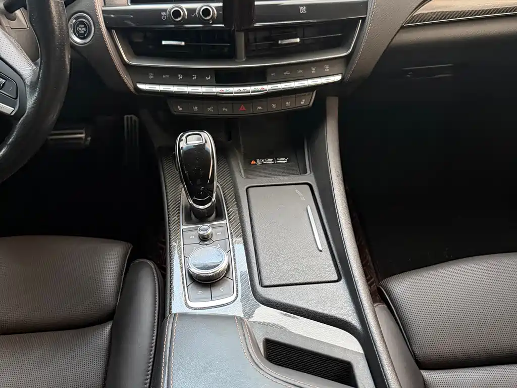 Cadillac CT5 — миниатюра 23