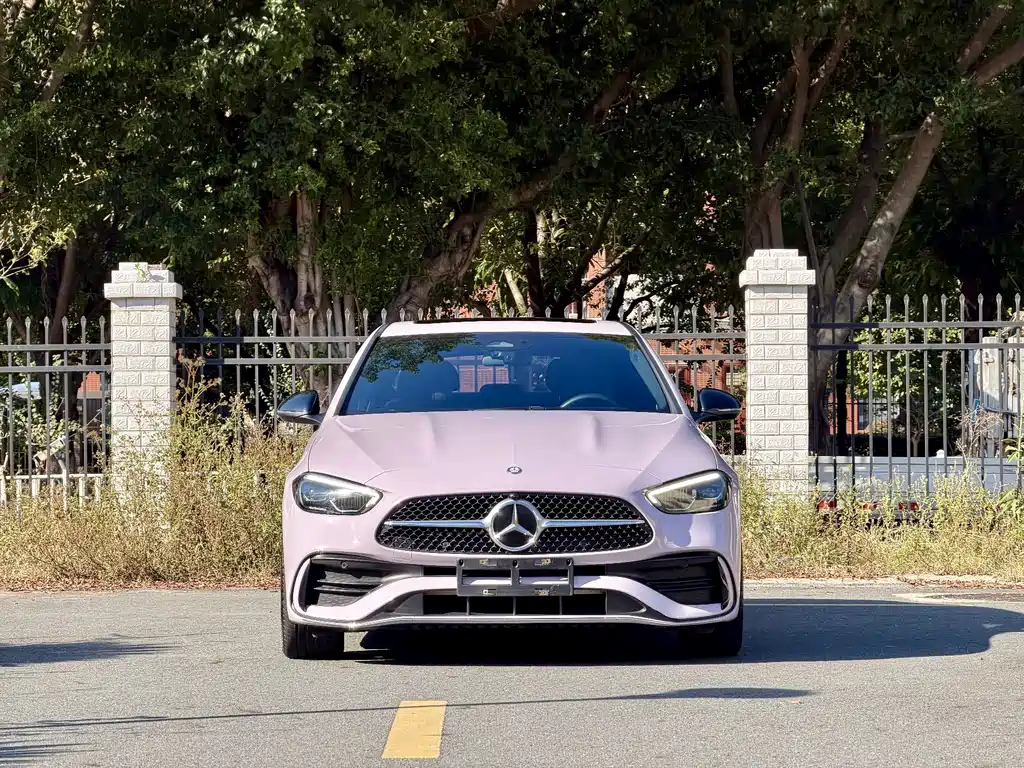 Mercedes-Benz C-Class — миниатюра 2