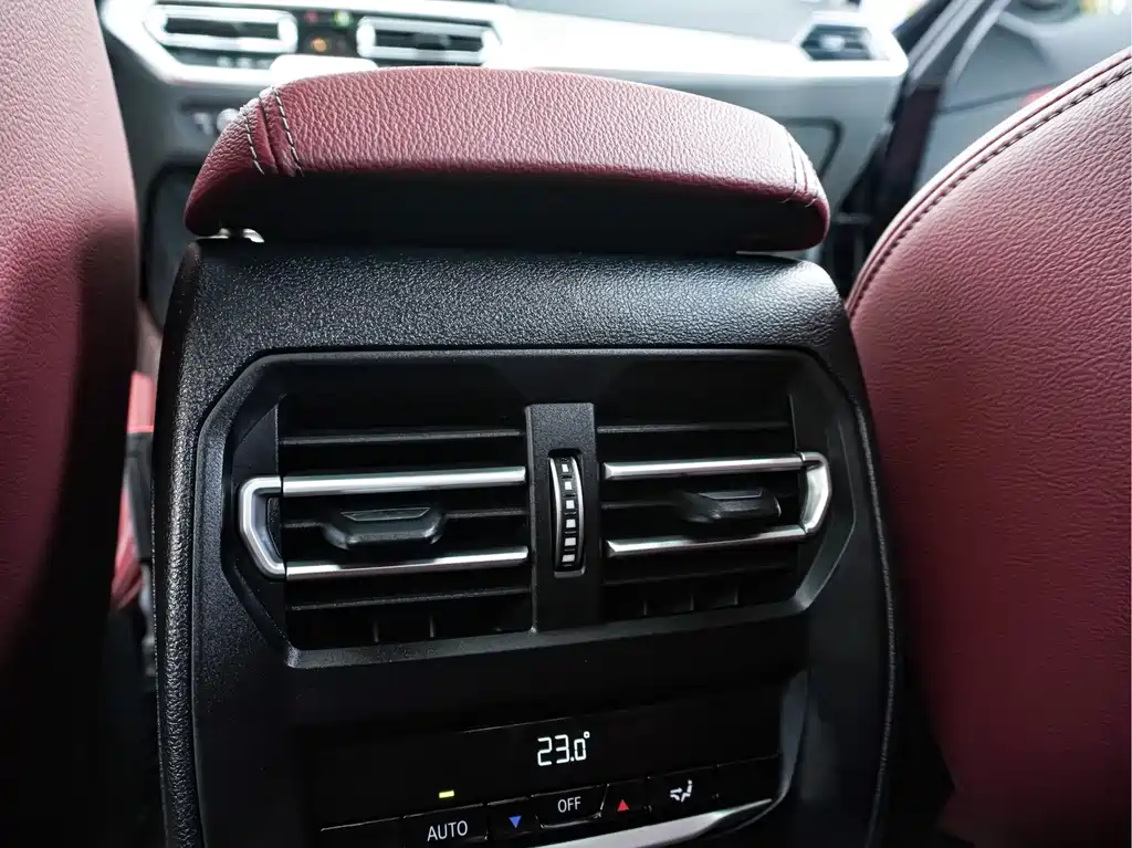 BMW 3 Series — миниатюра 18