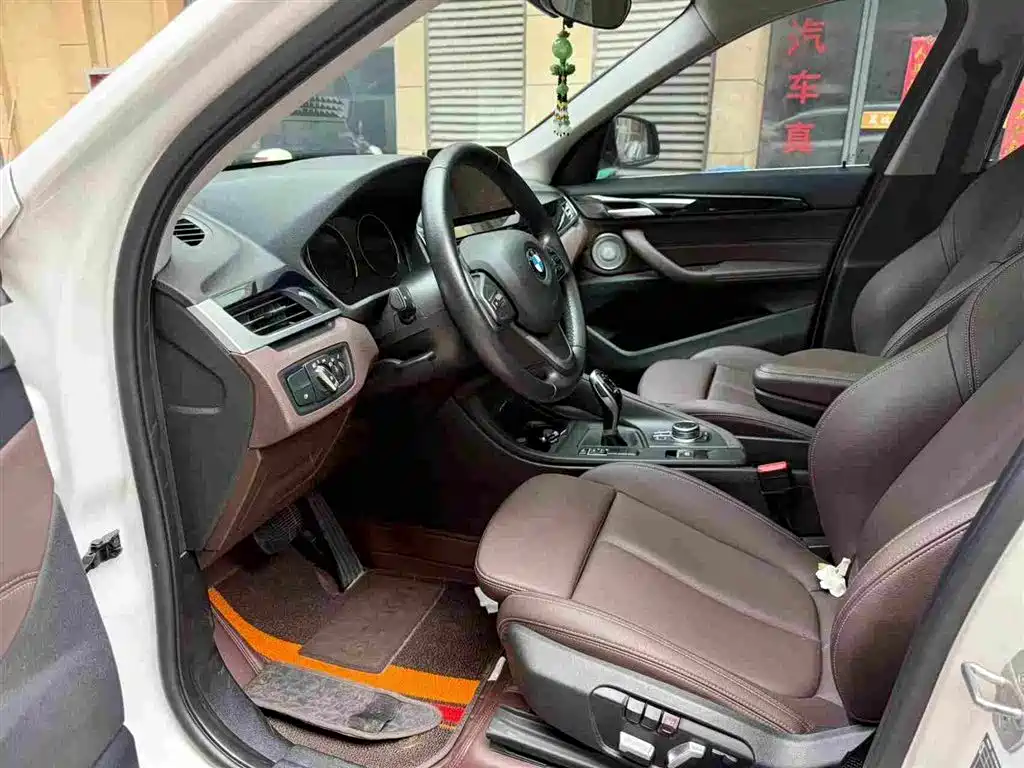BMW X1 — миниатюра 5