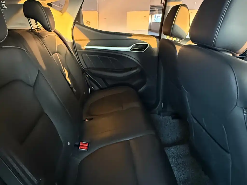 MG EZS PURE ELECTRIC