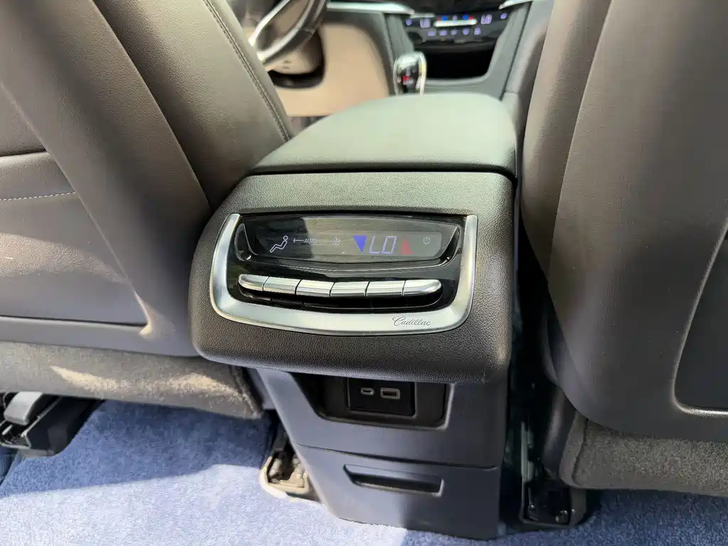 Cadillac XT6 — миниатюра 27