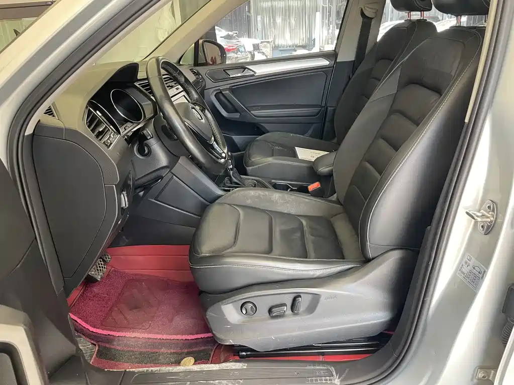 Volkswagen Tiguan L — миниатюра 9