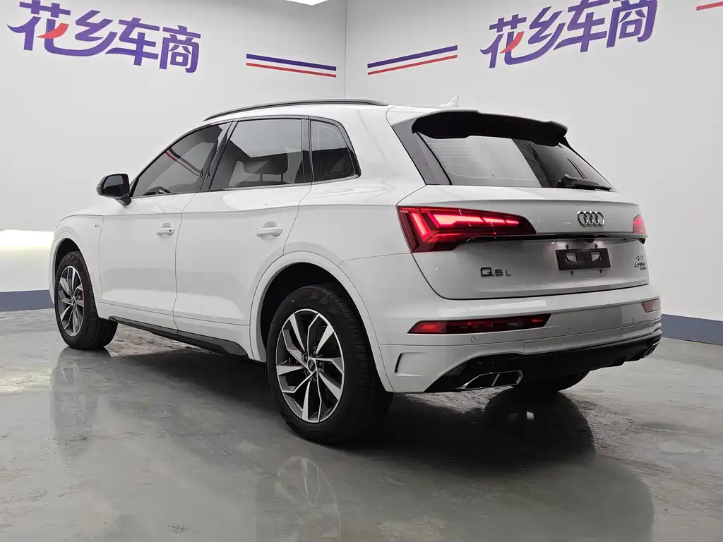 Audi Q5L — миниатюра 25