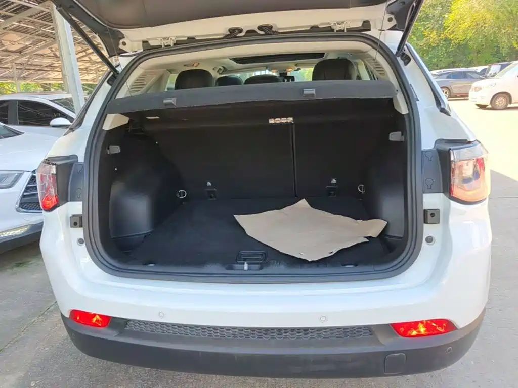 Jeep Compass — миниатюра 19