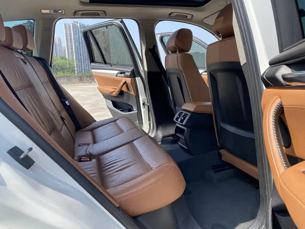 BMW X3 (Import) — миниатюра 9