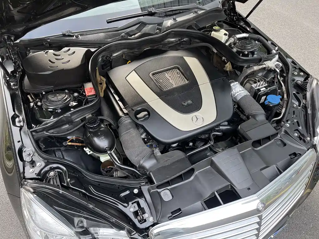 Mercedes-Benz E-Class — миниатюра 18