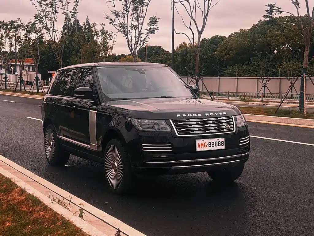 Land Rover Range Rover — миниатюра 3