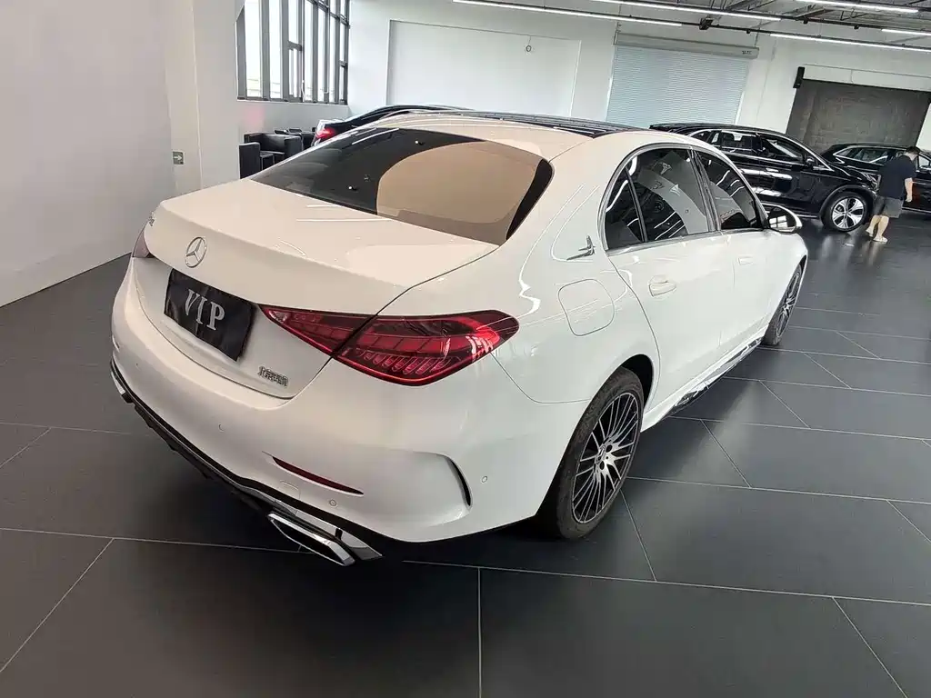 Mercedes-Benz C-Class — миниатюра 5