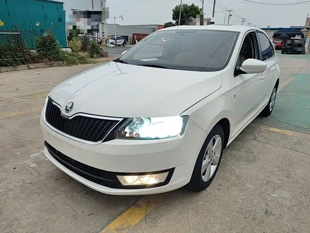 Skoda Rapid 2014