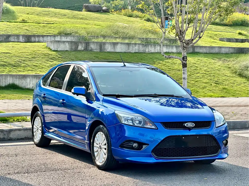 Ford Focus 2013 1.8L AT Fashion