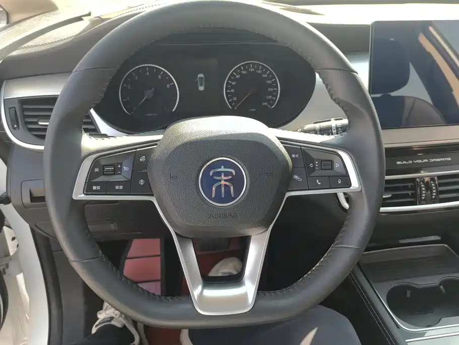 BYD MAX — миниатюра 15