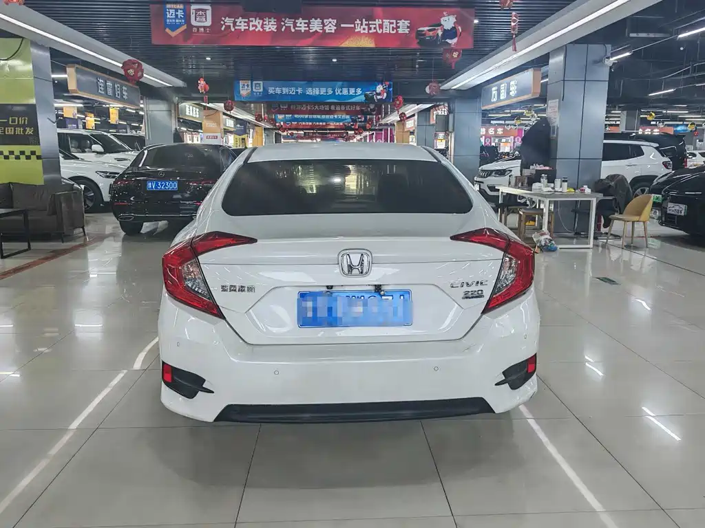 Honda Civic — миниатюра 9