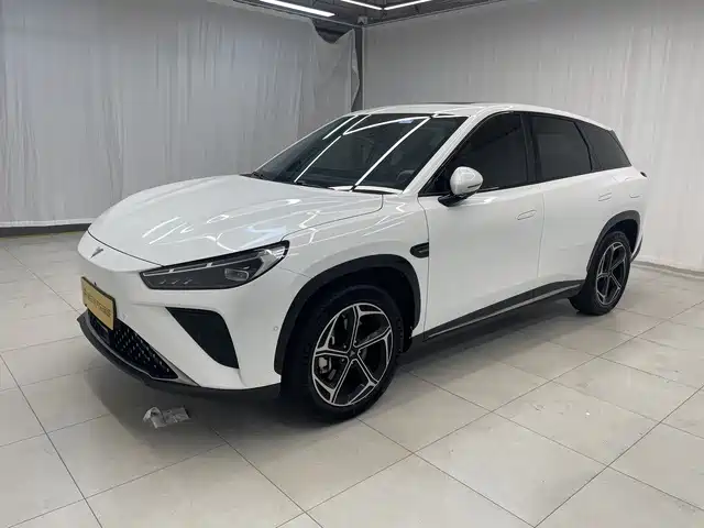 Neta Neta L 2025