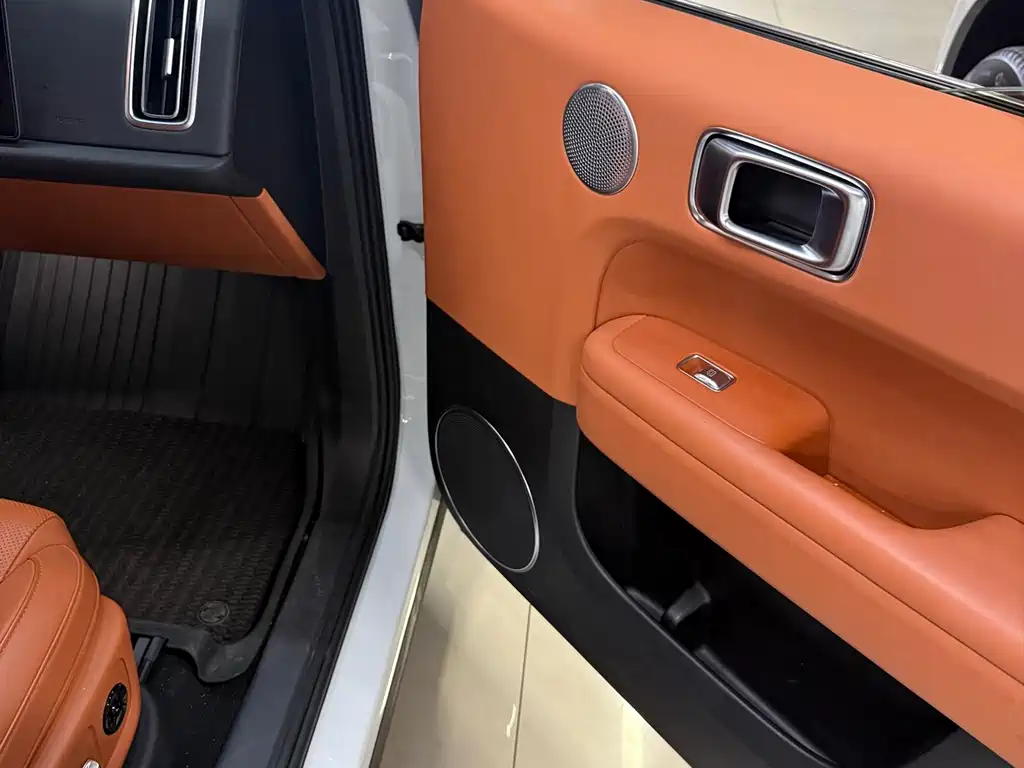 Li Auto Li L6 — миниатюра 14