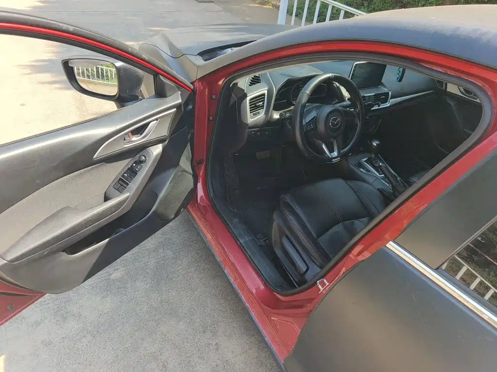 Mazda 3 Axela — миниатюра 17